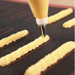 Mikroperforoitu Silikonialusta 30x40 cm | Eclair-muotit | Tarttumaton