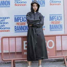 Vahva Sadetakki Neppareilla & Hupulla | Musta Unisex-malli