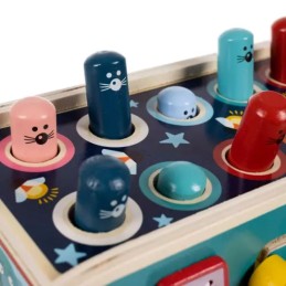 Puinen Montessori-norsu – hakkaamislelu ja aktiviteettilelu