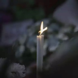 Valkoinen kruunukynttilä 40 kpl setti | Pitkä 7h paloaika ja tyylikäs kartiomuoto
