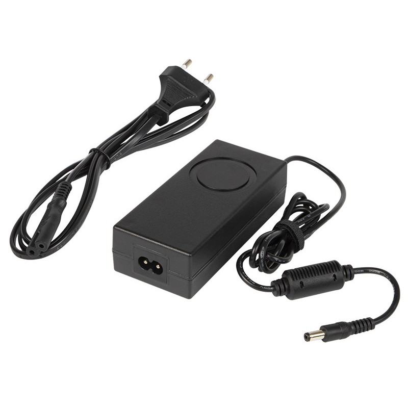 Toshiba / Asus -laturi 19V/3,42A 65W | 5,5x2,5mm | USB-portti | Sis. johdon