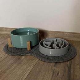 Tuplaruokailualusta koiralle ja kissalle – PVC