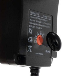 Säädettävä Yleisvirtalähde 3–12V (30W) + 6 liitintä & USB