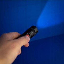 Ladattava LED-taskulamppu USB-C | 110 lm | Kompakti 9,5 cm