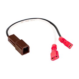 Kaiutinliitin Nissan