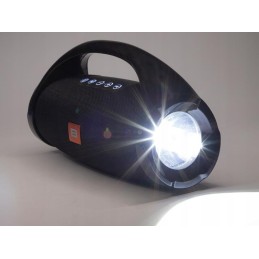 Bluetooth BT470 | Kannettava kaiutin taskulampulla | FM-radio | USB | AUX