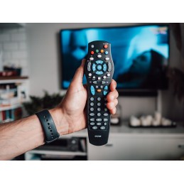 Yleiskaukosäädin Blow 8-in-1 | TV, DVD, SAT, DVB-T2 HEVC