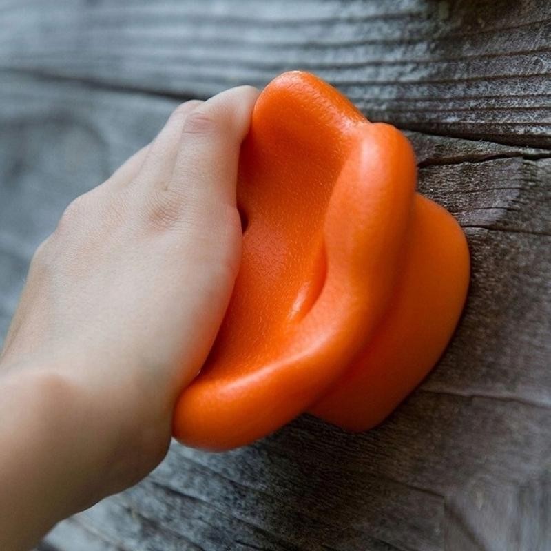 Kiipeilykivien karhea pintastruktuuri ja muotoilu