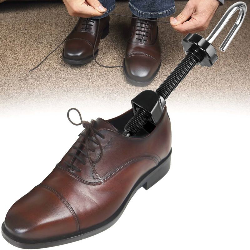 Säädettävät kengänvenyttimet ja ergonominen kenkälesti