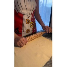 Jouluinen Esiliina Joulupukki 92x51 cm | Keittiöessu Jouluun