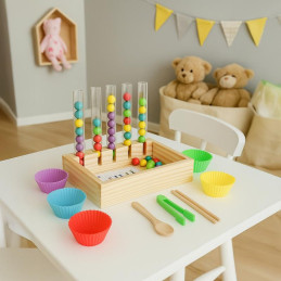 Puinen Montessori-lajittelupeli & laskulelu